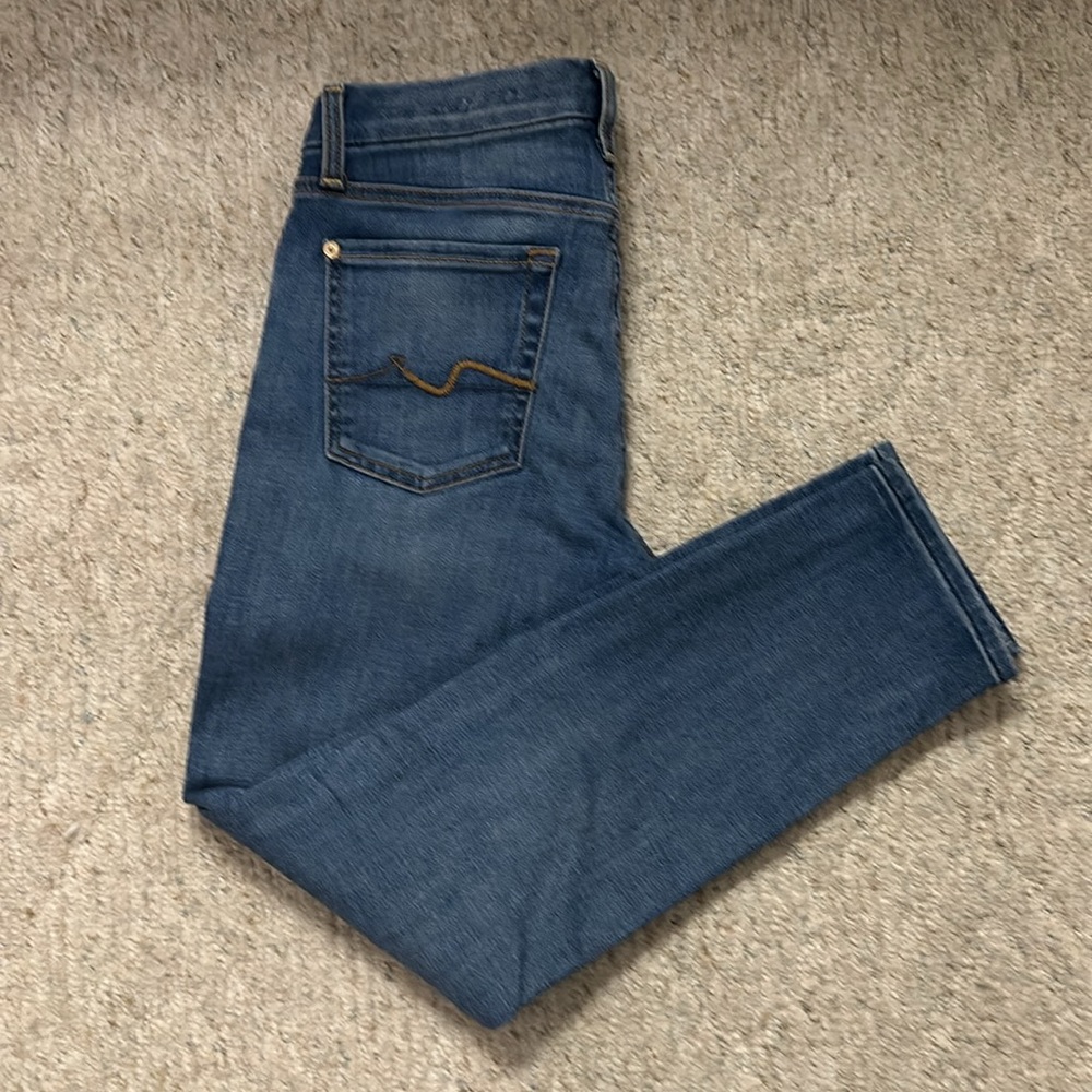 7 for all mankind mid rise crop jeans.  Stretchy comfy jeans.  Used twice.
